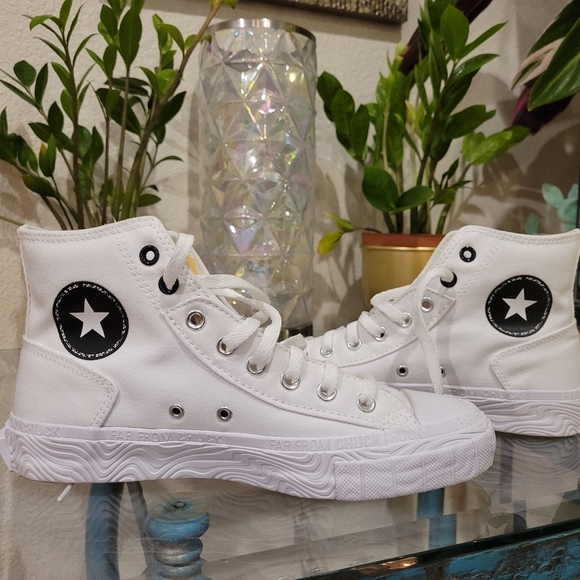 Converse Chuck Taylor high tops 8 10 - Picture 3 of 13